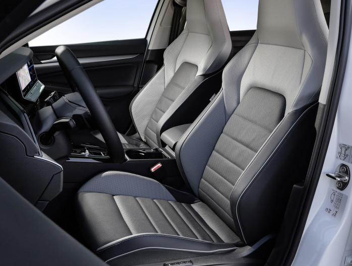 Thoen Volkswagen Golf 2024 interieur