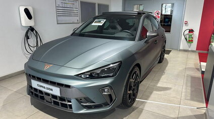 Cupra Leon VZ showroom