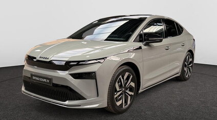 Skoda enyaq coupe wit studio front shot