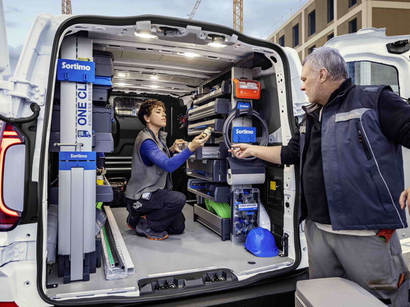 Volkswagen Transporter with customized cargo space with cast