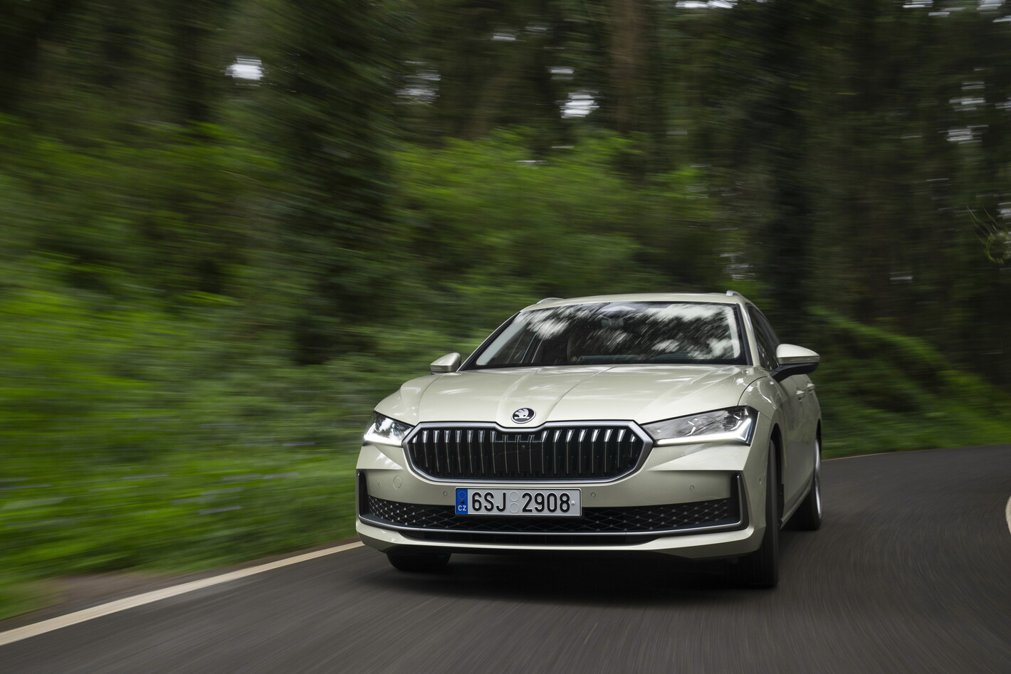 skoda_superb_combi