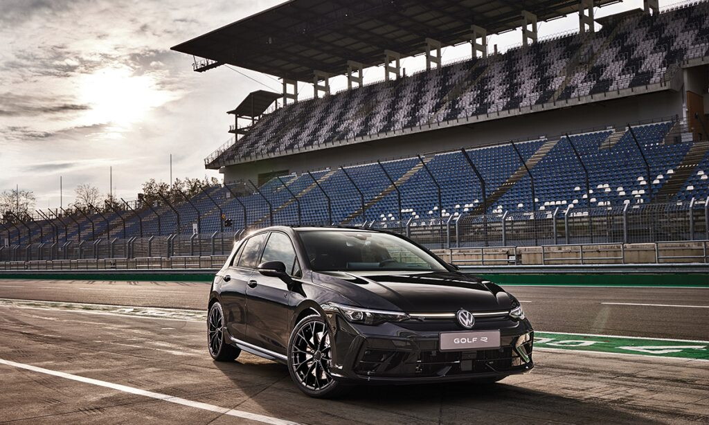 black style golf