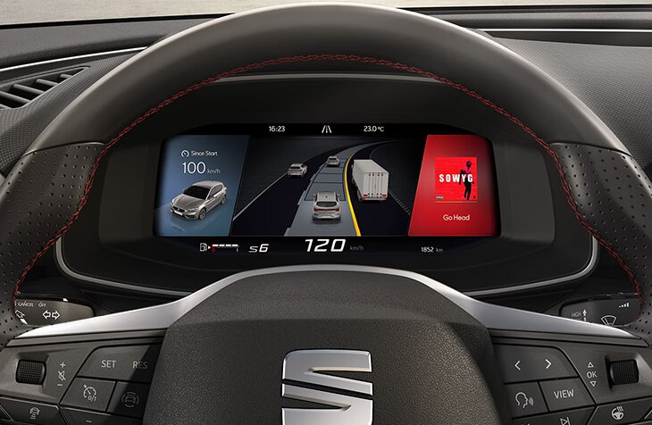 seat Lane Assist & Lane Keeping System stuurwiel dashboard display close up