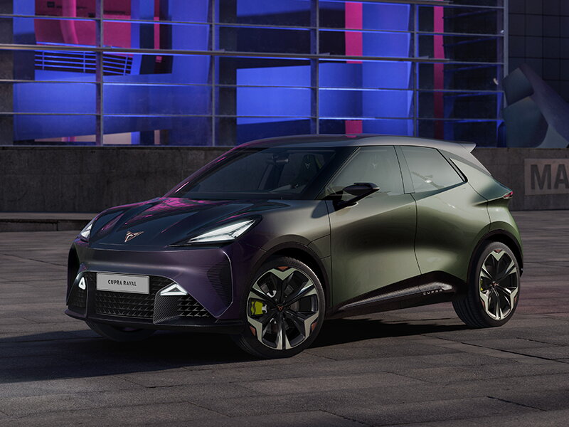 Cupra Raval concept rendering met kleurrijke achtergrond